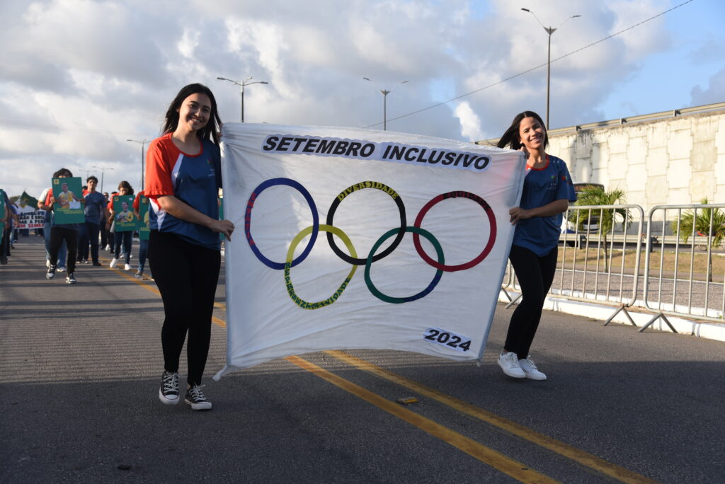 Desfile Cívico em Parnamirim Celebra o 7 de Setembro com Grande Participação