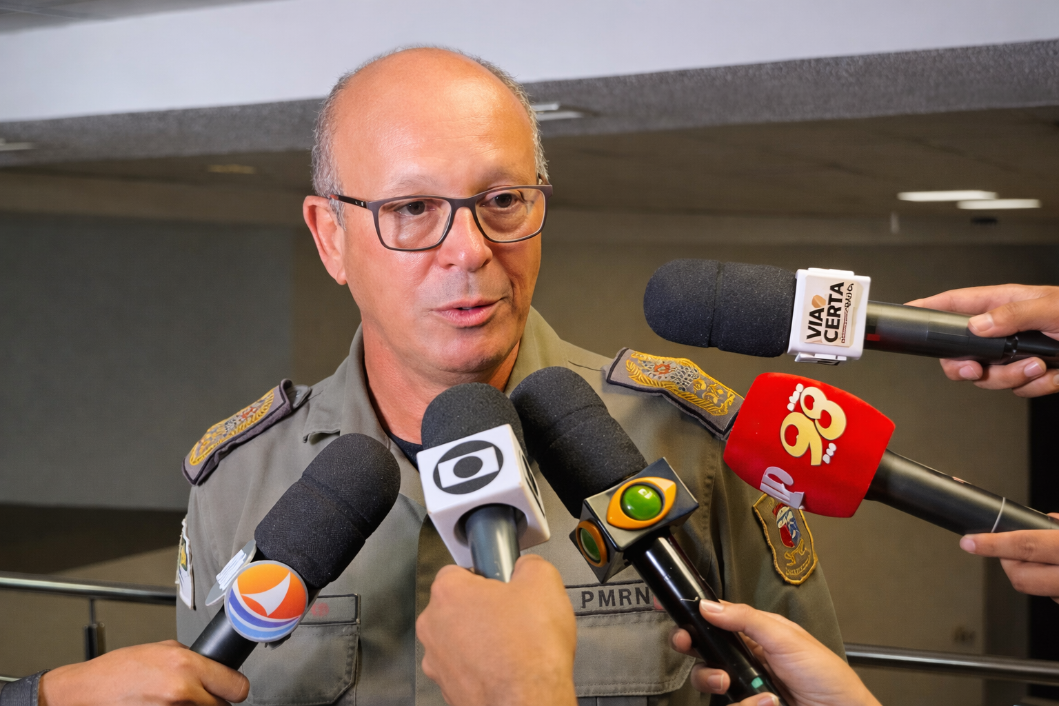 PMRN justifica promoção de policial militar investigado por homicídio e cita cumprimento da lei