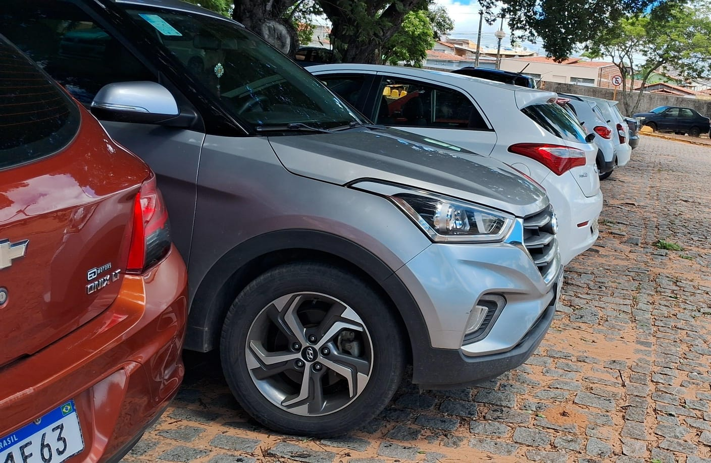 MOTORISTAS: Licenciamento de placas 3, 4 e 5 vence hoje (10) no RN; mais de 520 mil veículos devem regularizar situação