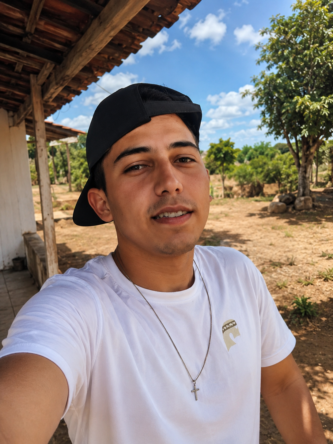 Suspeito de tentativa de assalto morre após policial reagir a invasão de residência em Ponta do Mel